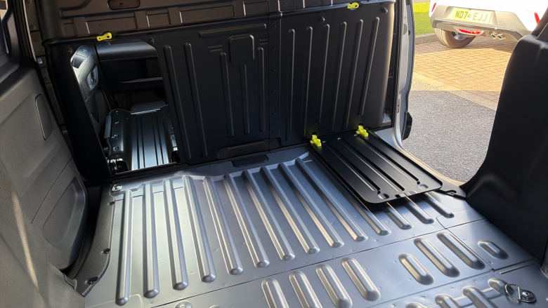 Vauxhall Combo Cargo Combo Xl Diesel 1.5 Turbo D 100ps Pro H1 Van